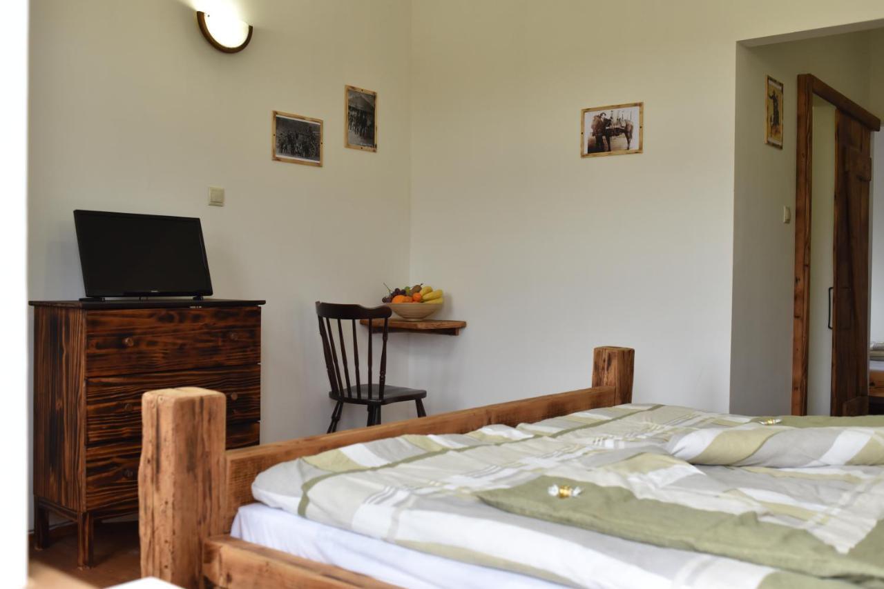 Bed and Breakfast Tordas Western House Exterior foto